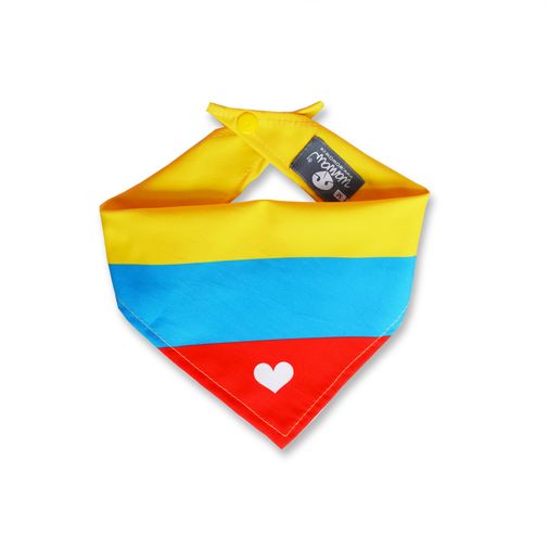 Pañoleta Bandera Colombia Corazón Blanco para Mascotas WAWAW S